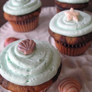 seashell beach cupcakes