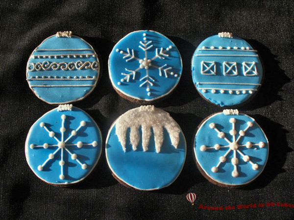 winter holiday cookies