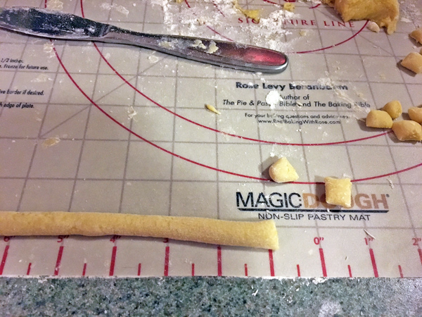 Testing Rose's Magic Dough Pastry Mat