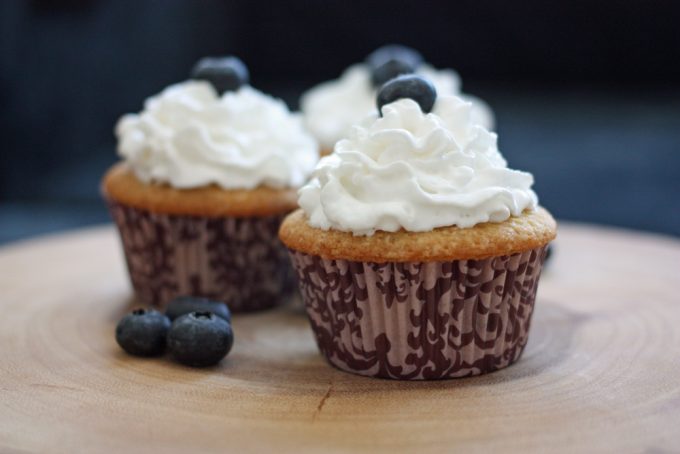maple blueberry cupcakes